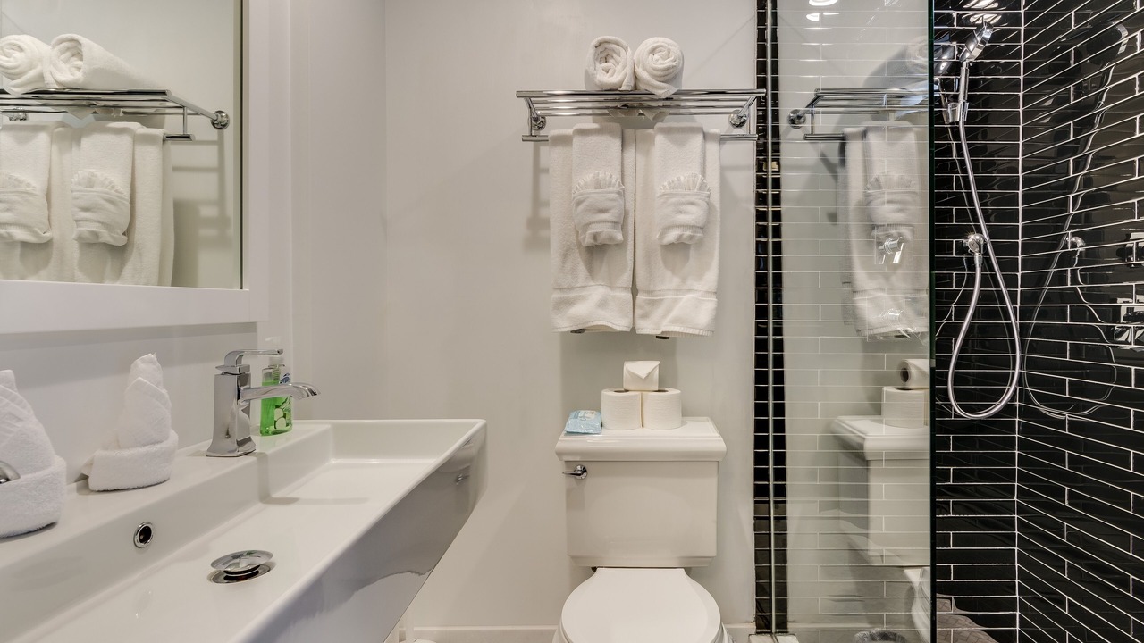 Photo of Bathroom in Old Town Triangle