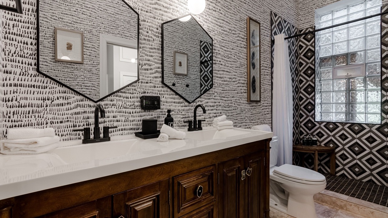 Photo of Bathroom in Tri-Taylor