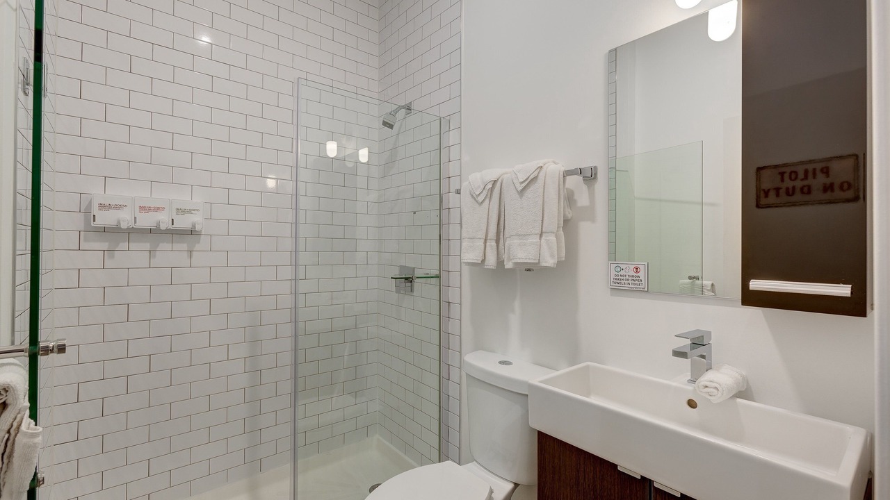 Photo of Bathroom in River West