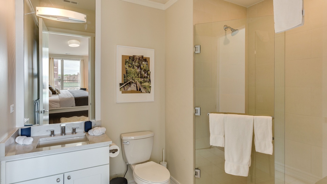 Photo of Bathroom in Sheridan Park