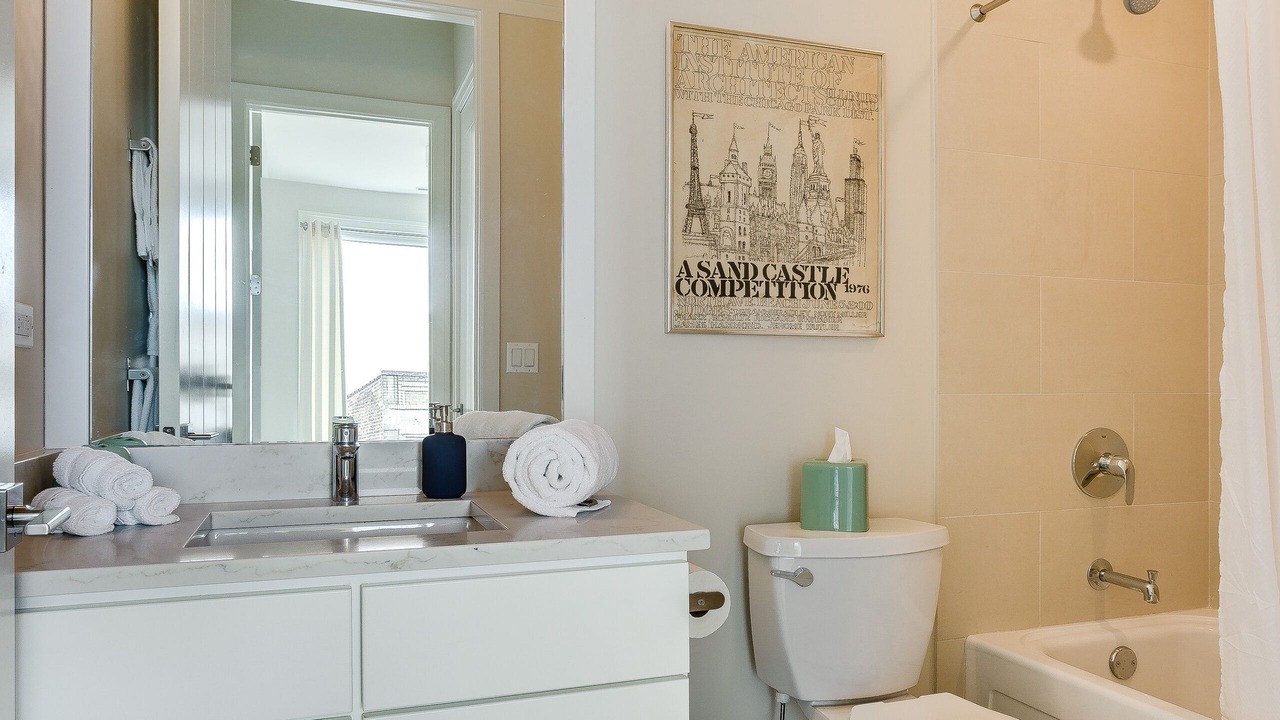 Photo of Bathroom in Sheridan Park