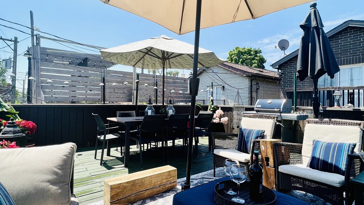 Photo of Outdoor in West Town