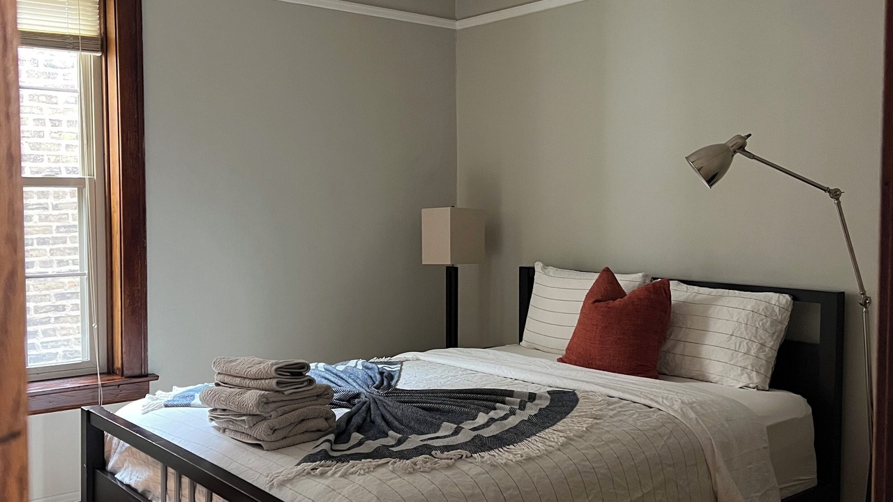 Photo of Bedroom in Little Village