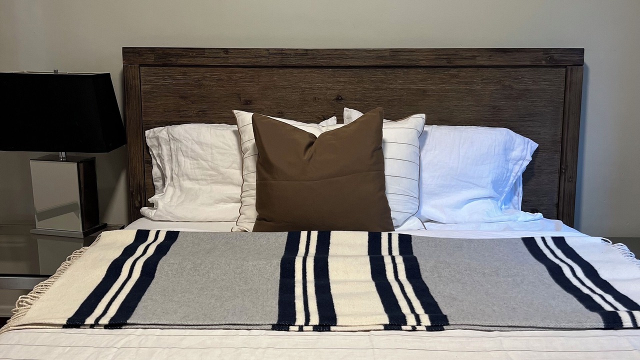 Photo of Bedroom in Little Village