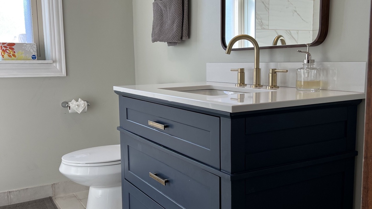 Photo of Bathroom in Little Village