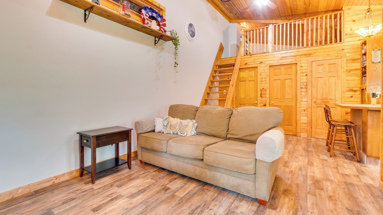 Photo of Bedroom in Graymont