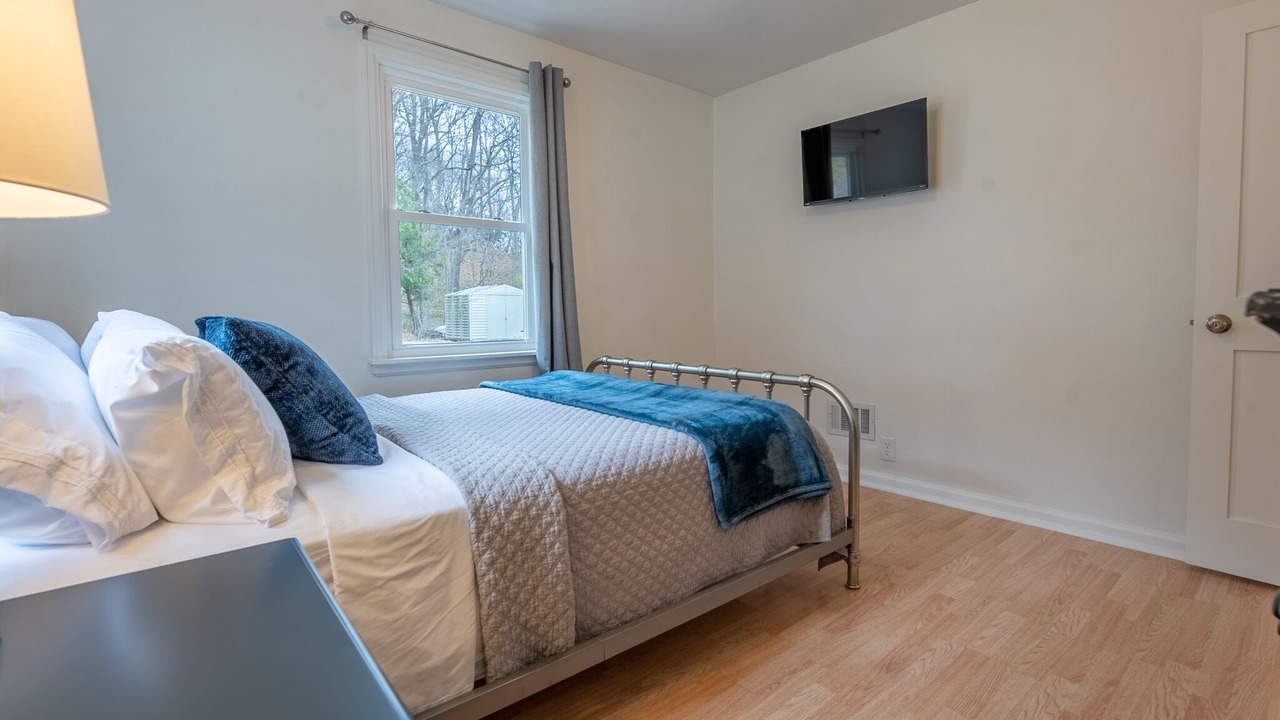Photo of Bedroom in Peoria Heights
