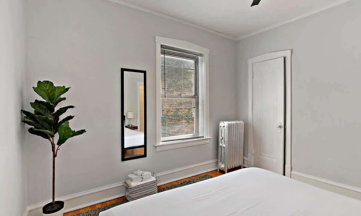 Photo of Bedroom in Ravenswood
