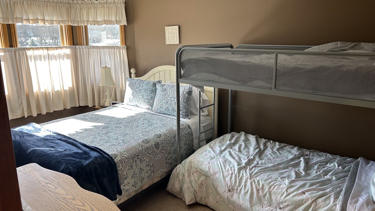 Photo of Bedroom in Round Lake