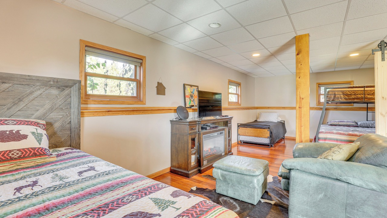 Photo of Bedroom in Apple River