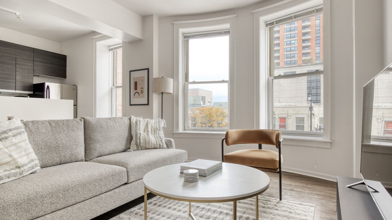 Photo of Livingroom in South Loop