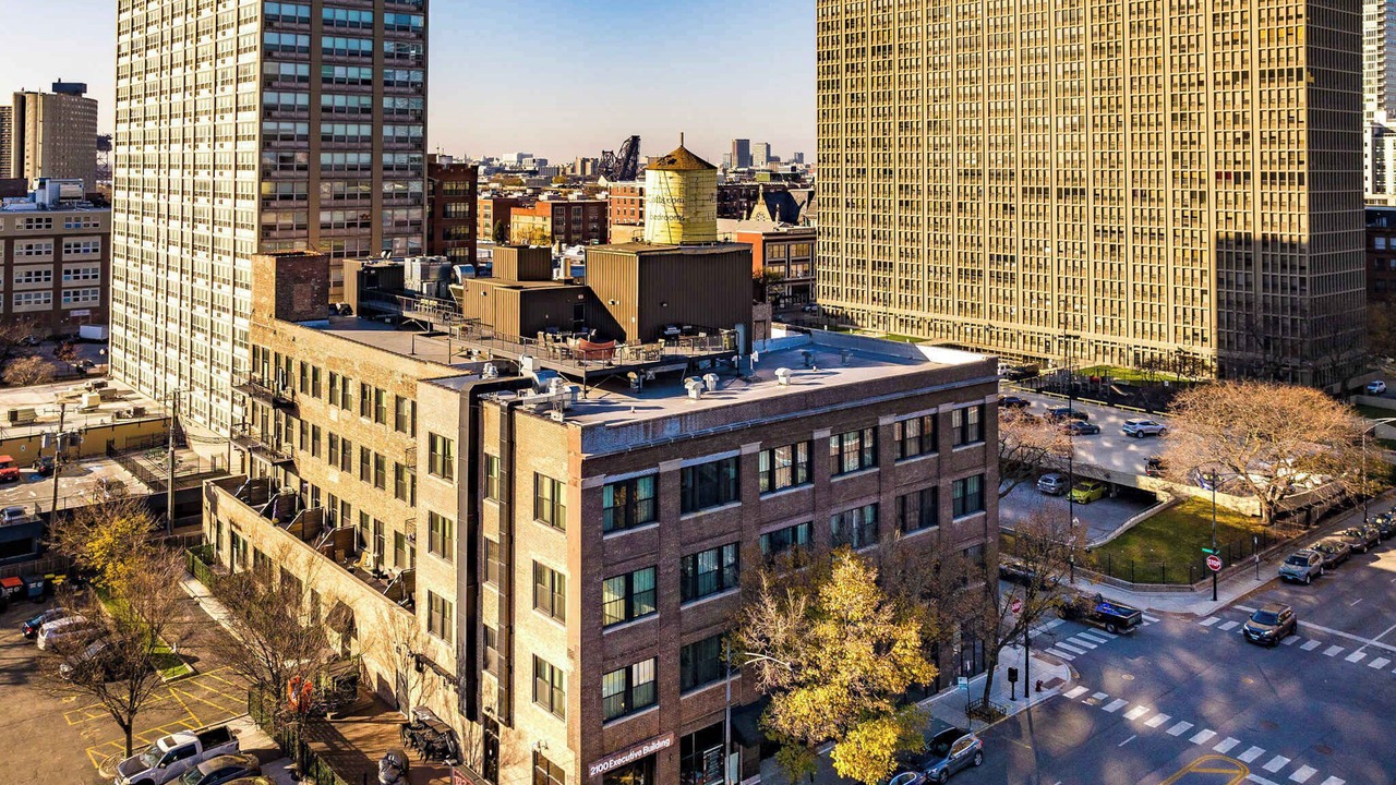 Photo of Outdoor in Near South Side