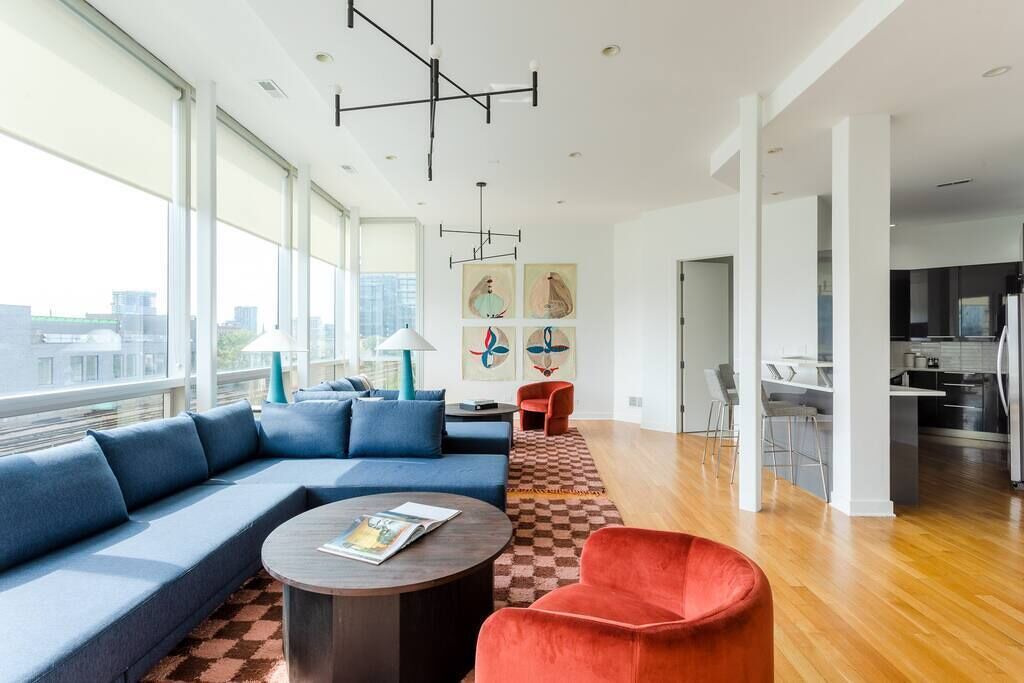 Photo of Livingroom in West Town