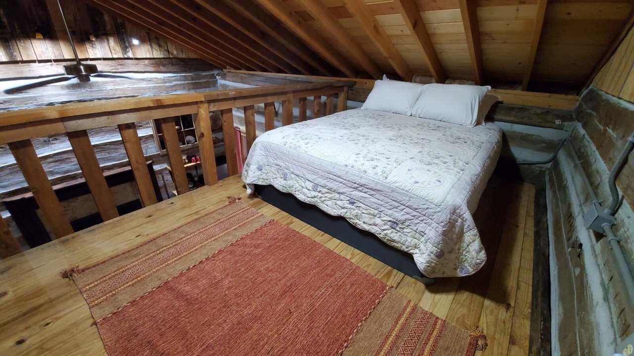 Photo of Bedroom in Hardin County