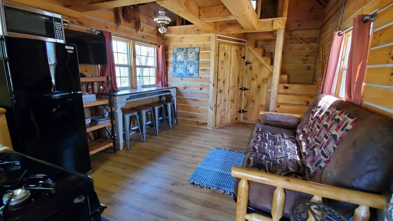 Photo of Livingroom in Hardin County