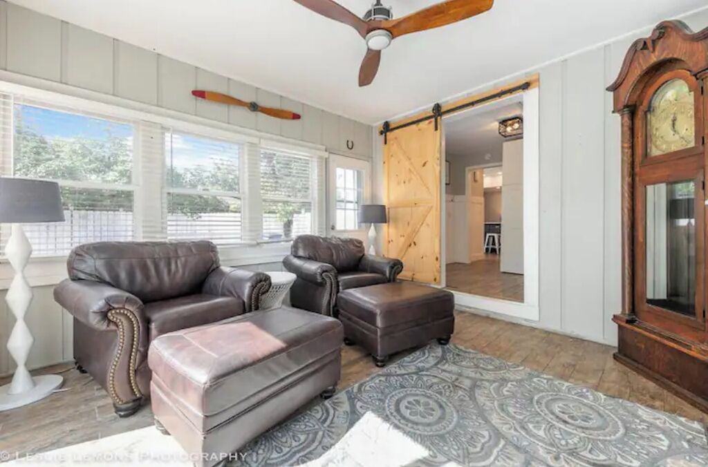 Photo of Livingroom in Naperville