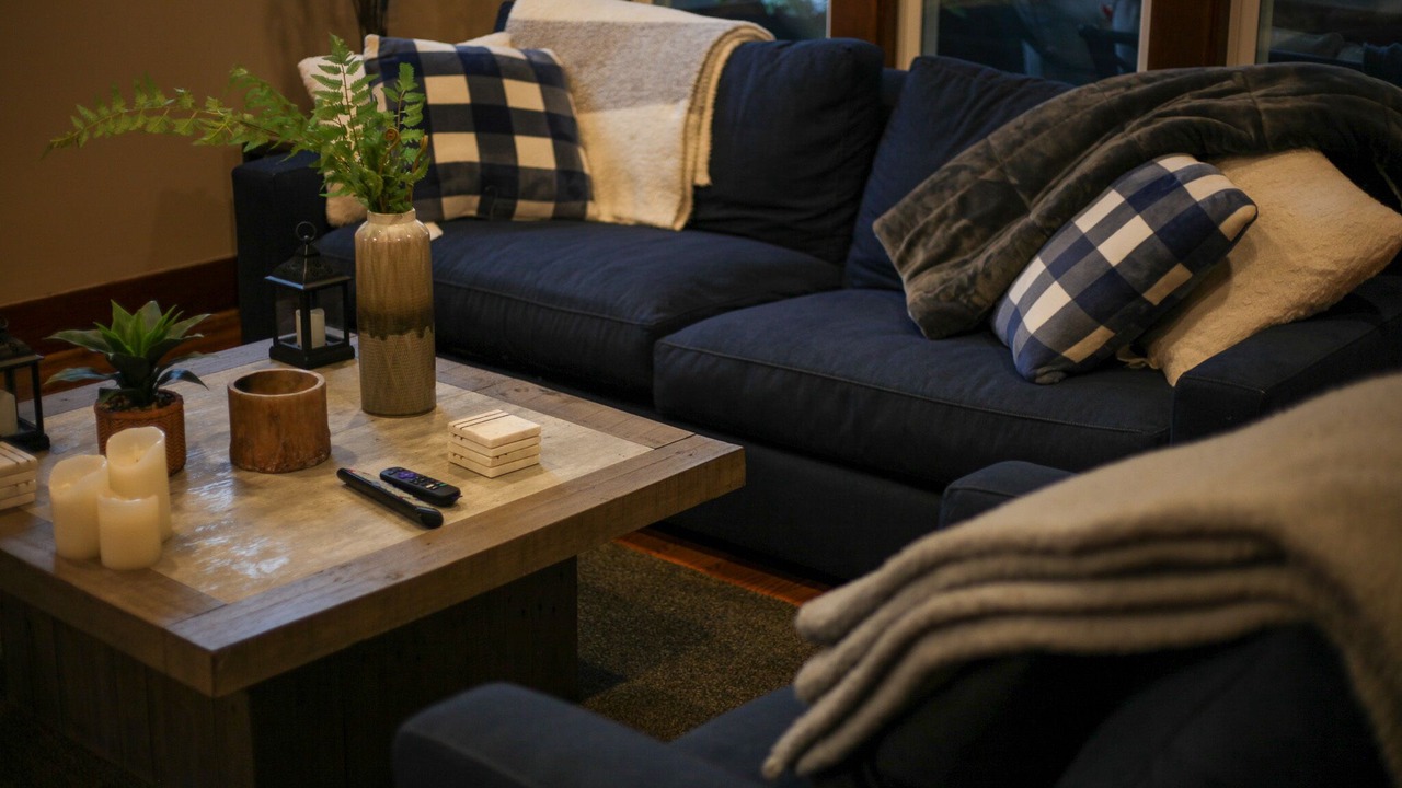Photo of Livingroom in Champaign