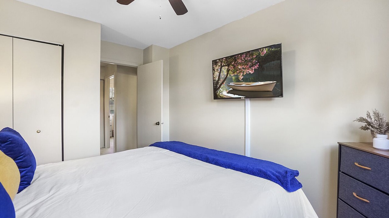 Photo of Bedroom in Fox Valley