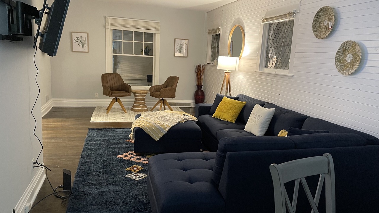 Photo of Livingroom in Oak Park