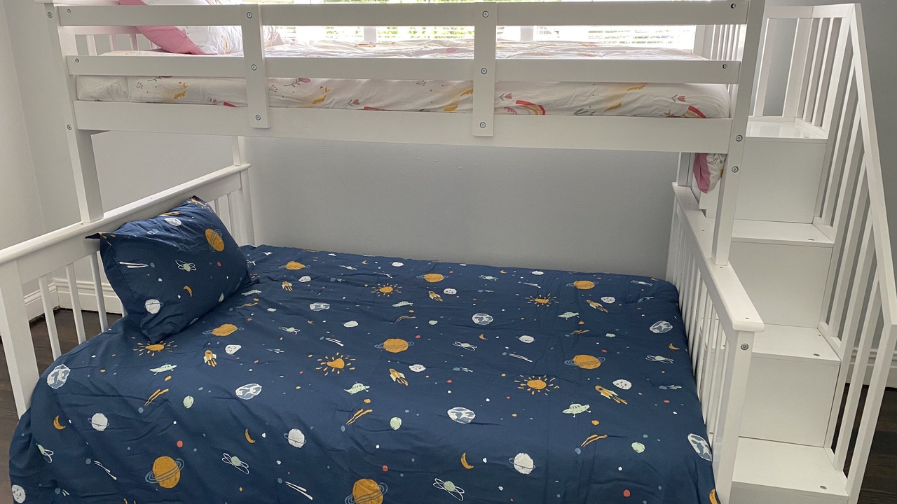 Photo of Bedroom in Oak Park