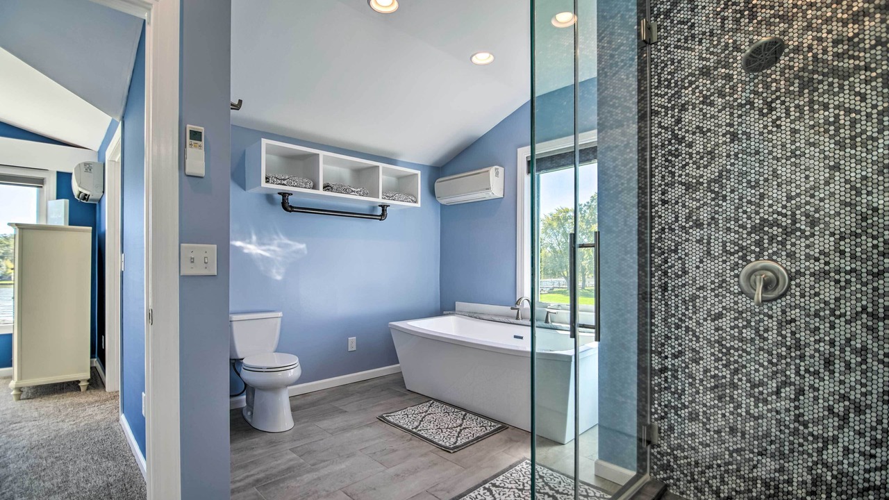 Photo of Bathroom in McHenry