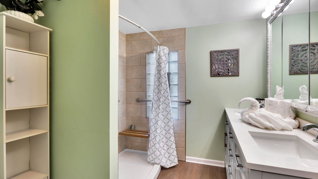 Photo of Bathroom in Gurnee
