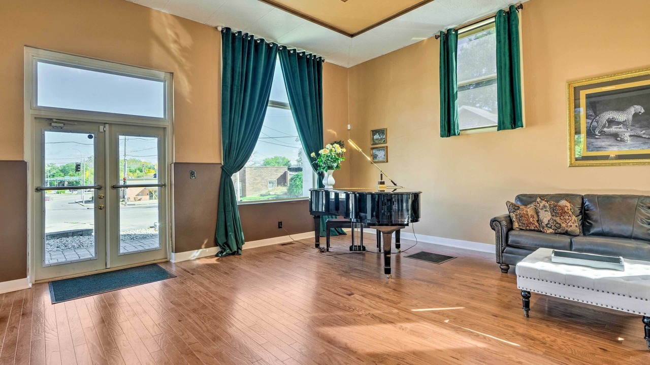 Photo of Livingroom in Bartonville
