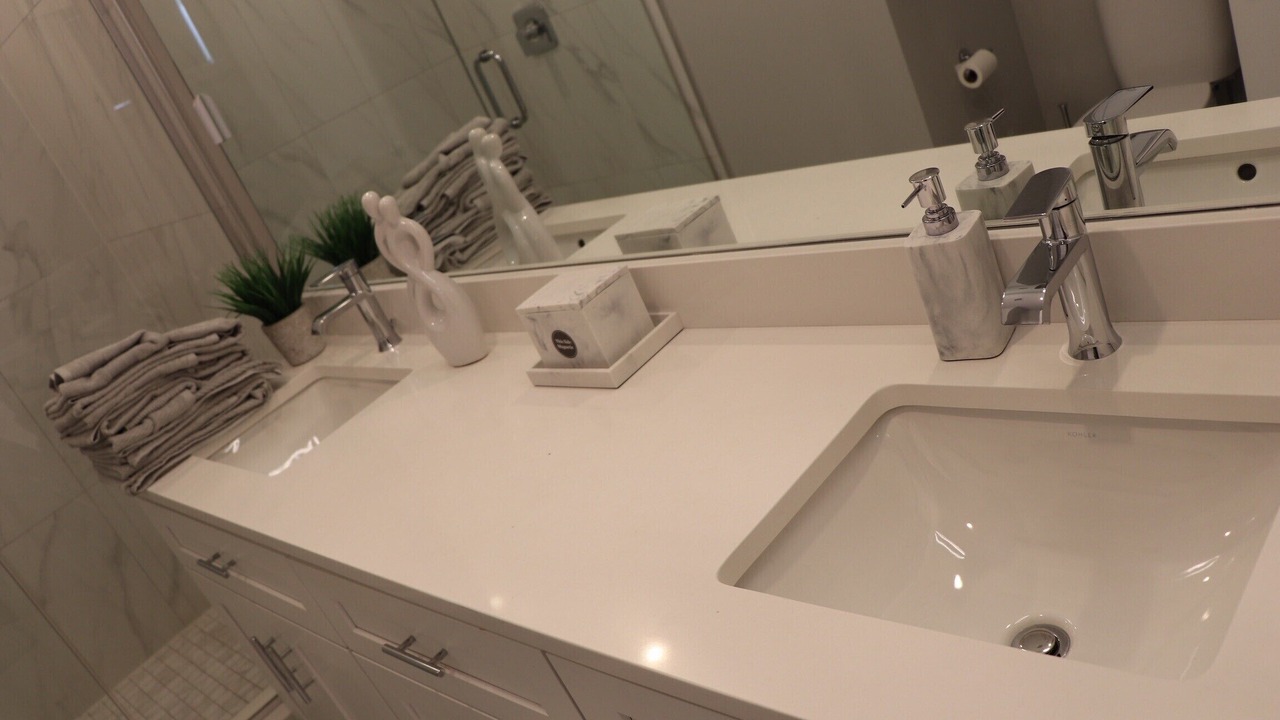 Photo of Bathroom in East Garfield Park