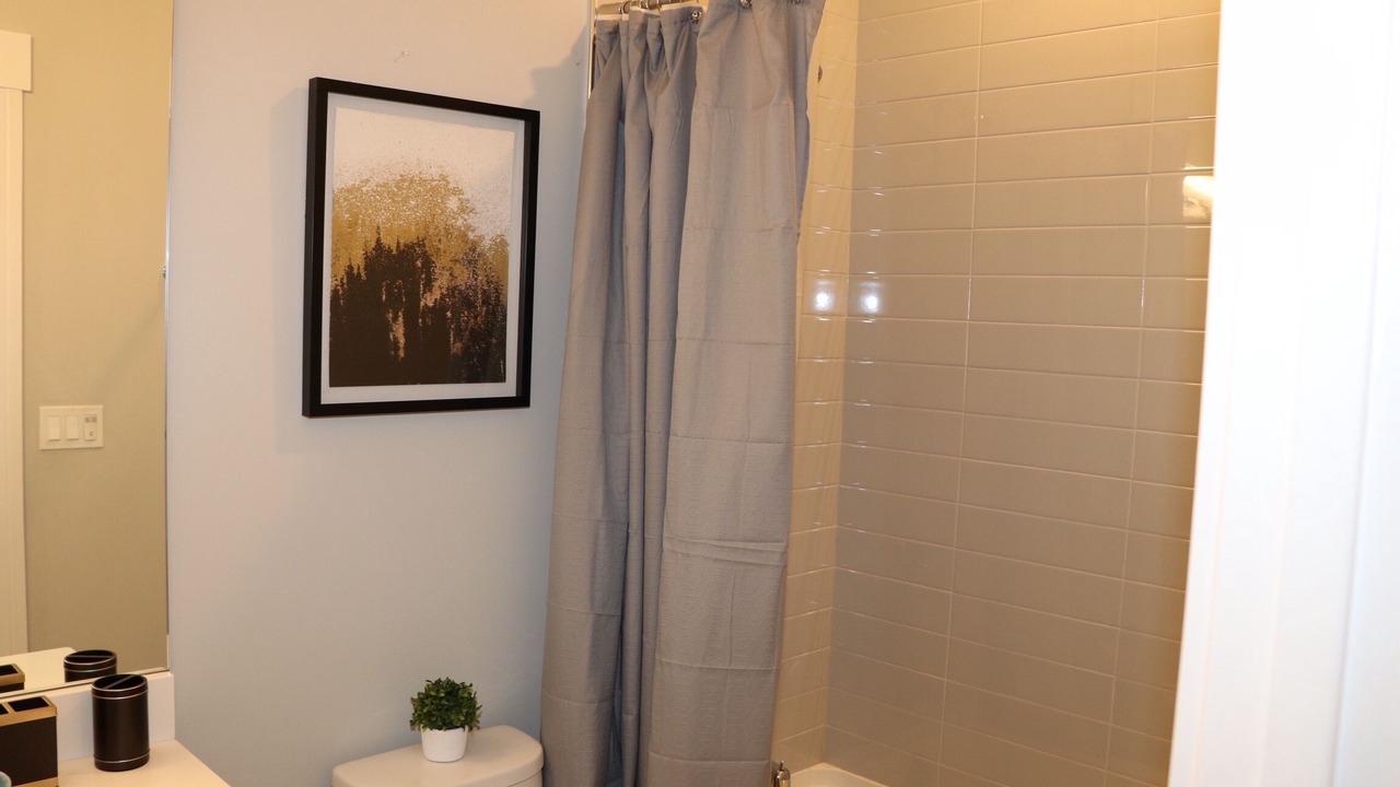 Photo of Bathroom in East Garfield Park