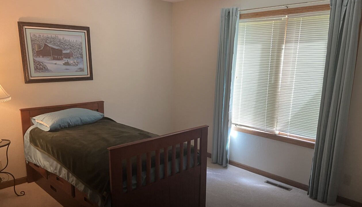 Photo of Bedroom in Holcomb