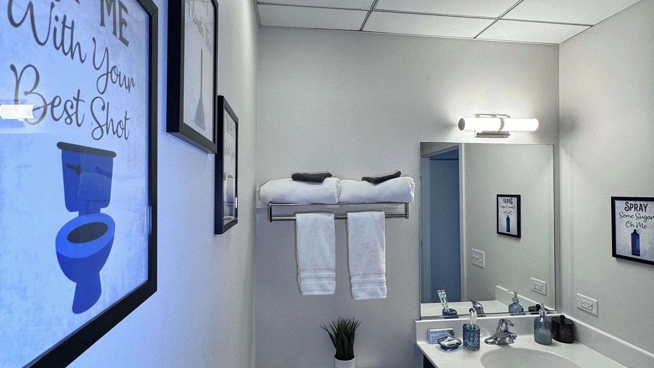 Photo of Bathroom in Near South Side