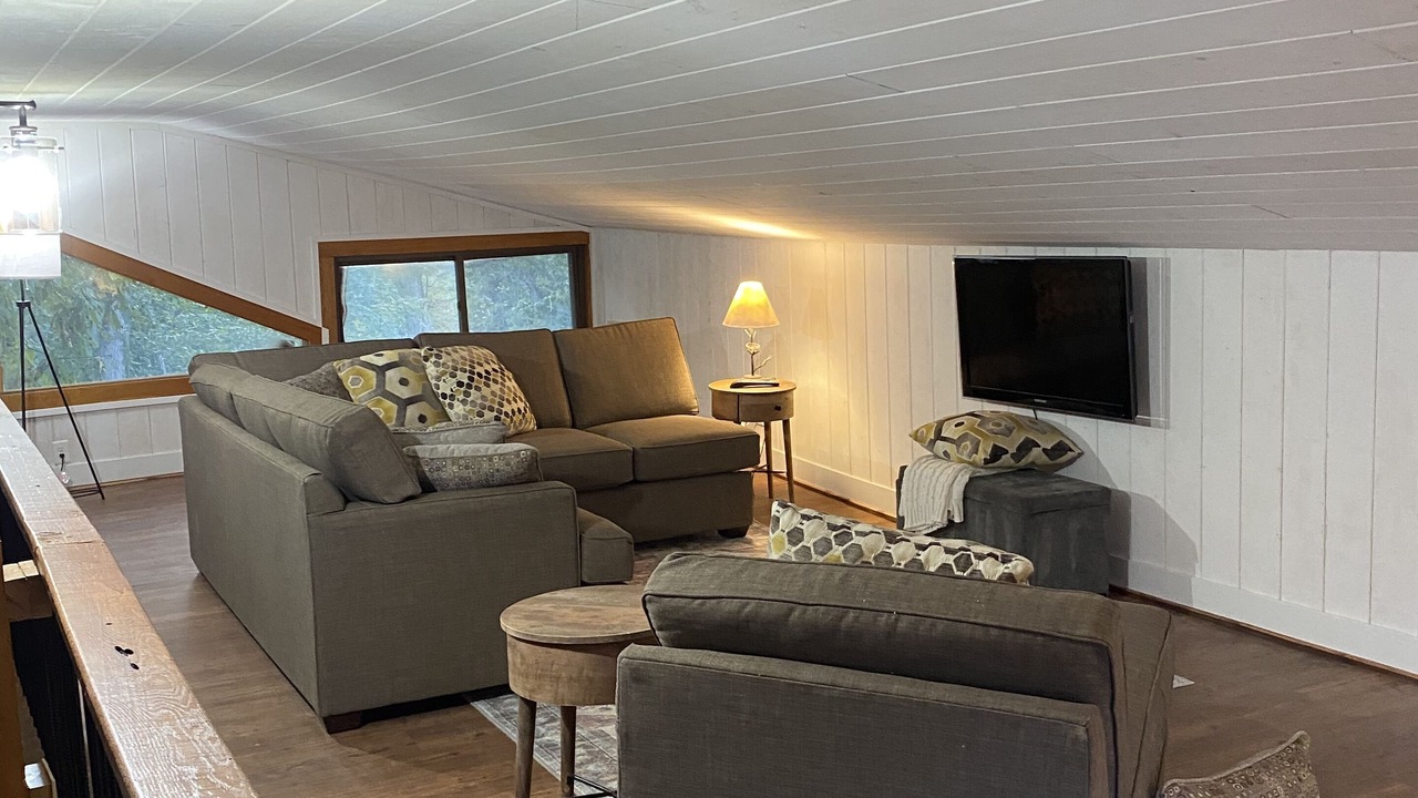 Photo of Livingroom in Fowler
