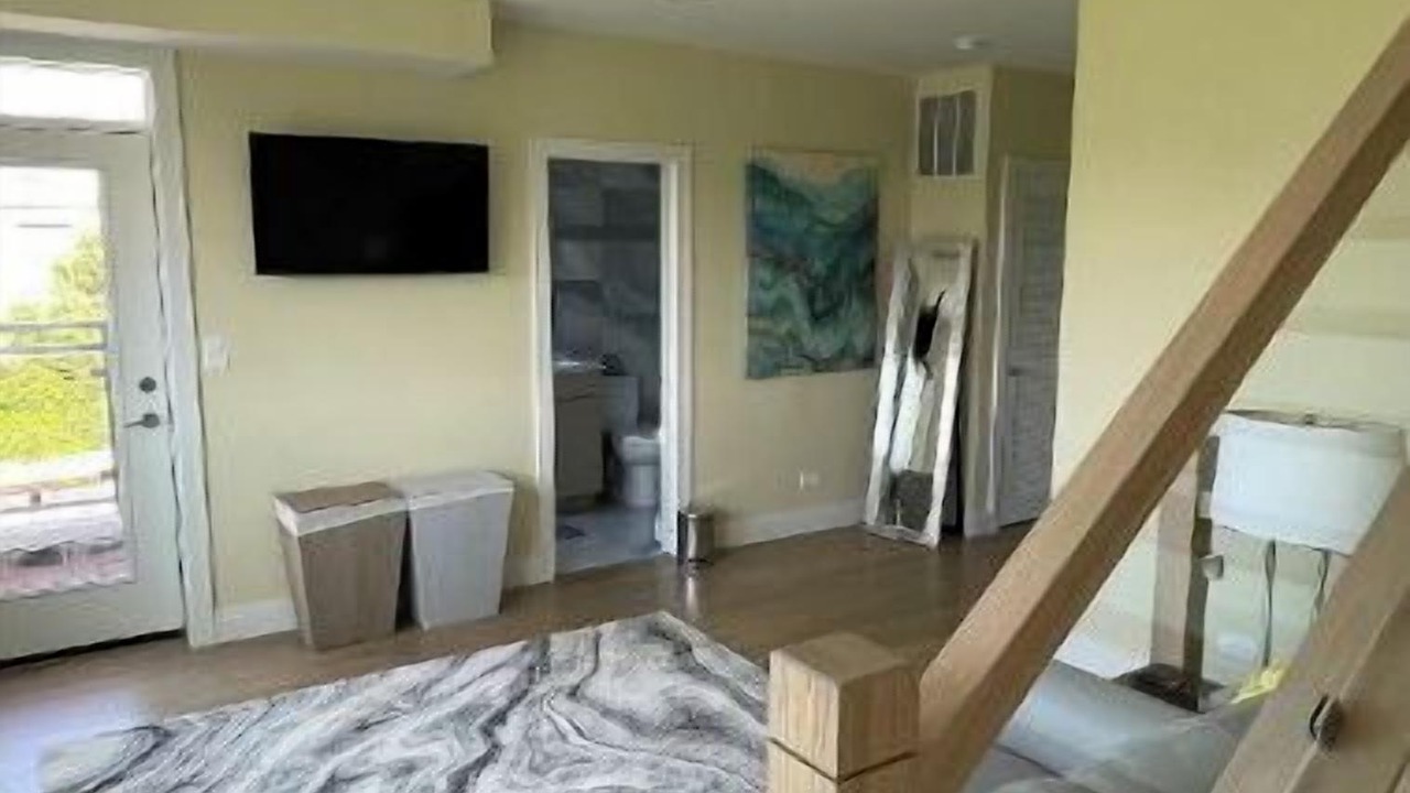 Photo of Bedroom in Oakland