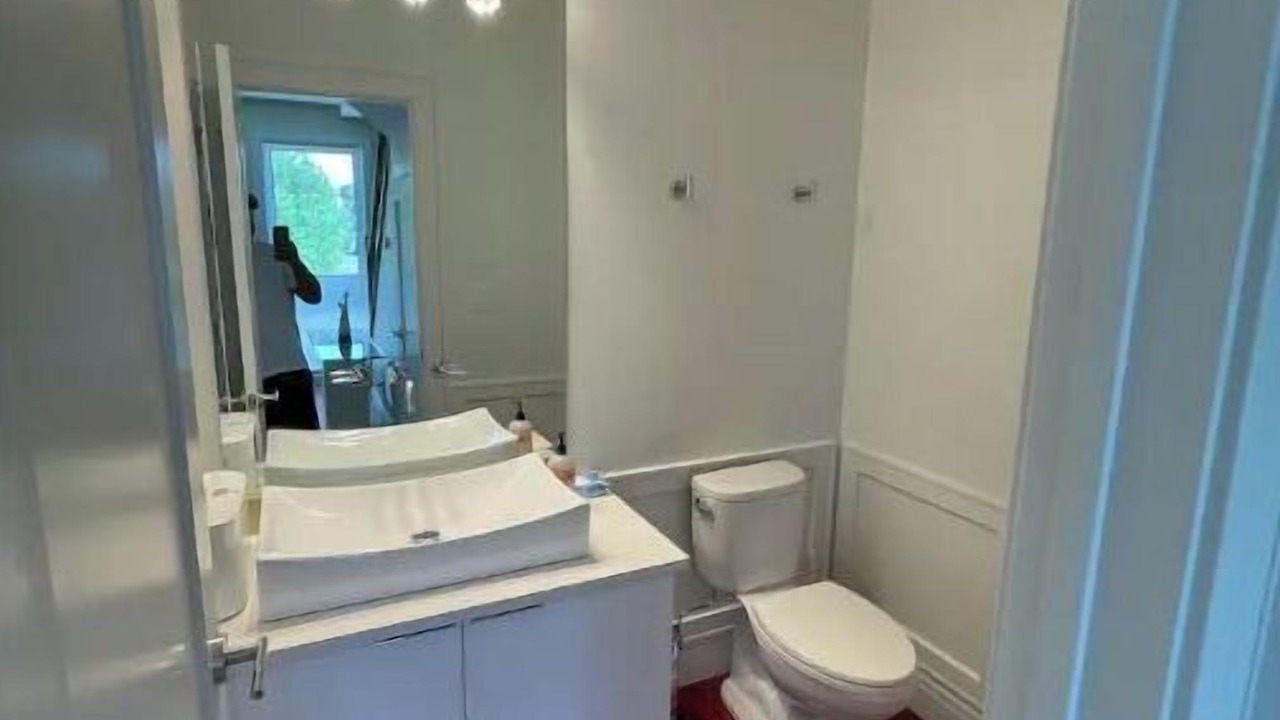 Photo of Bathroom in Oakland