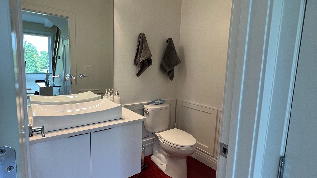 Photo of Bathroom in Oakland