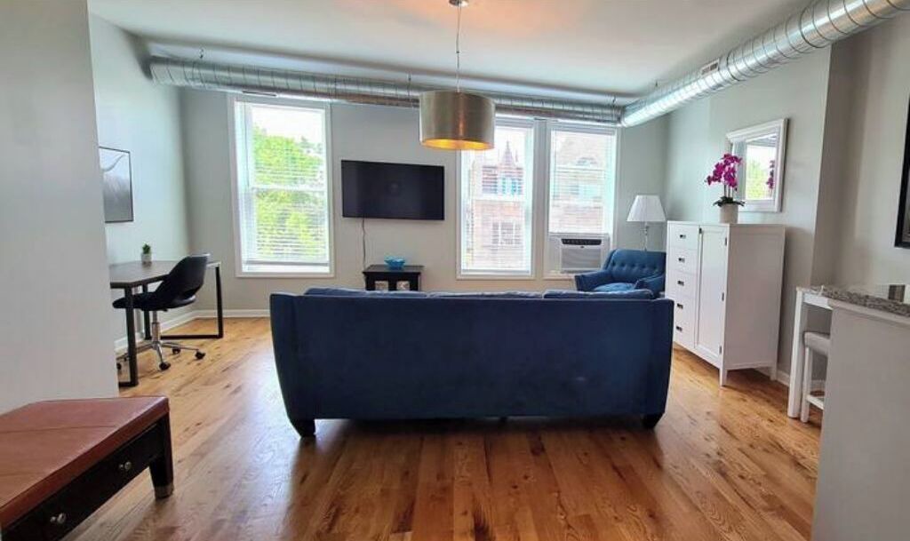 Photo of Livingroom in Tri-Taylor