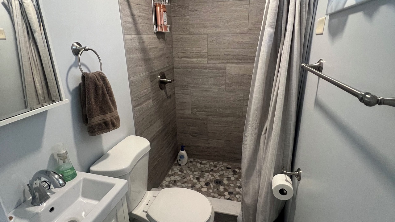 Photo of Bathroom in Fox Lake