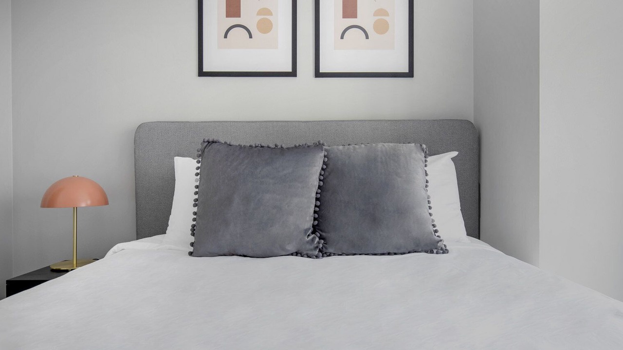 Photo of Bedroom in Downtown Chicago
