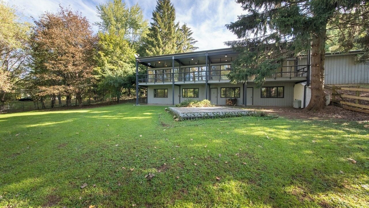 Photo of Outdoor in Lake Villa