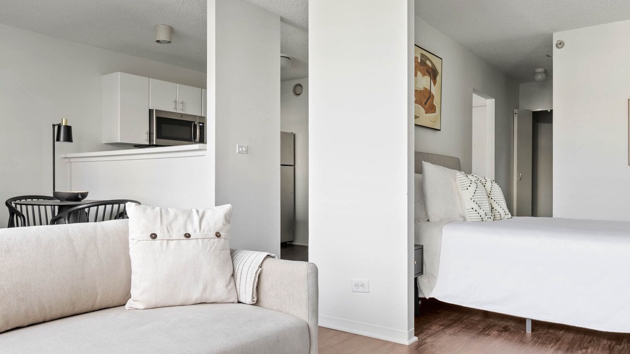 Photo of Bedroom in Streeterville