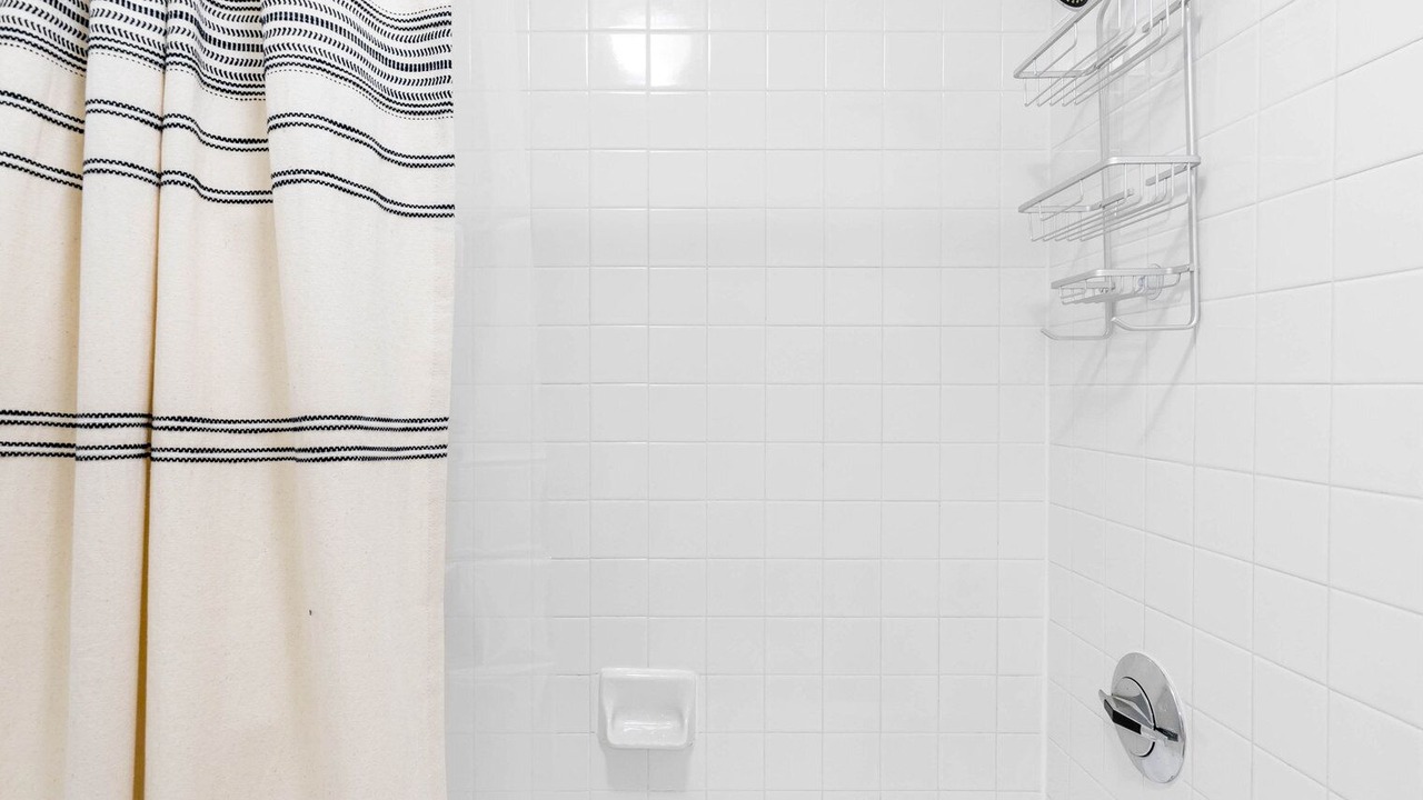 Photo of Bathroom in Streeterville