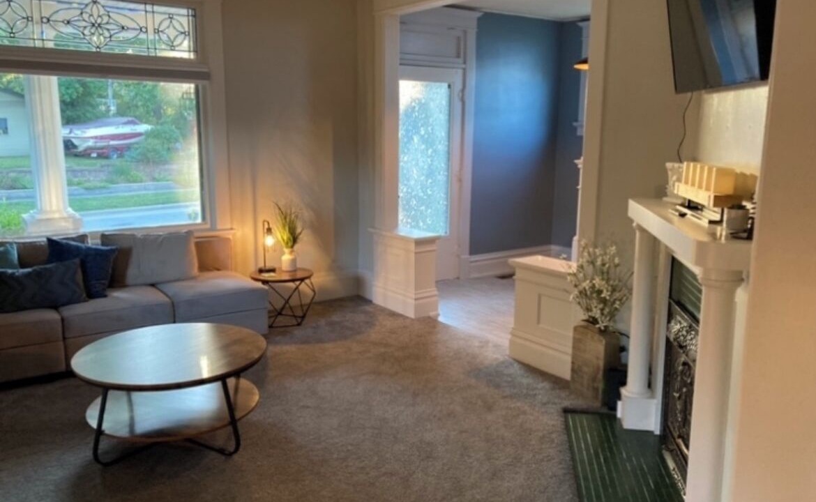 Photo of Livingroom in Hamilton