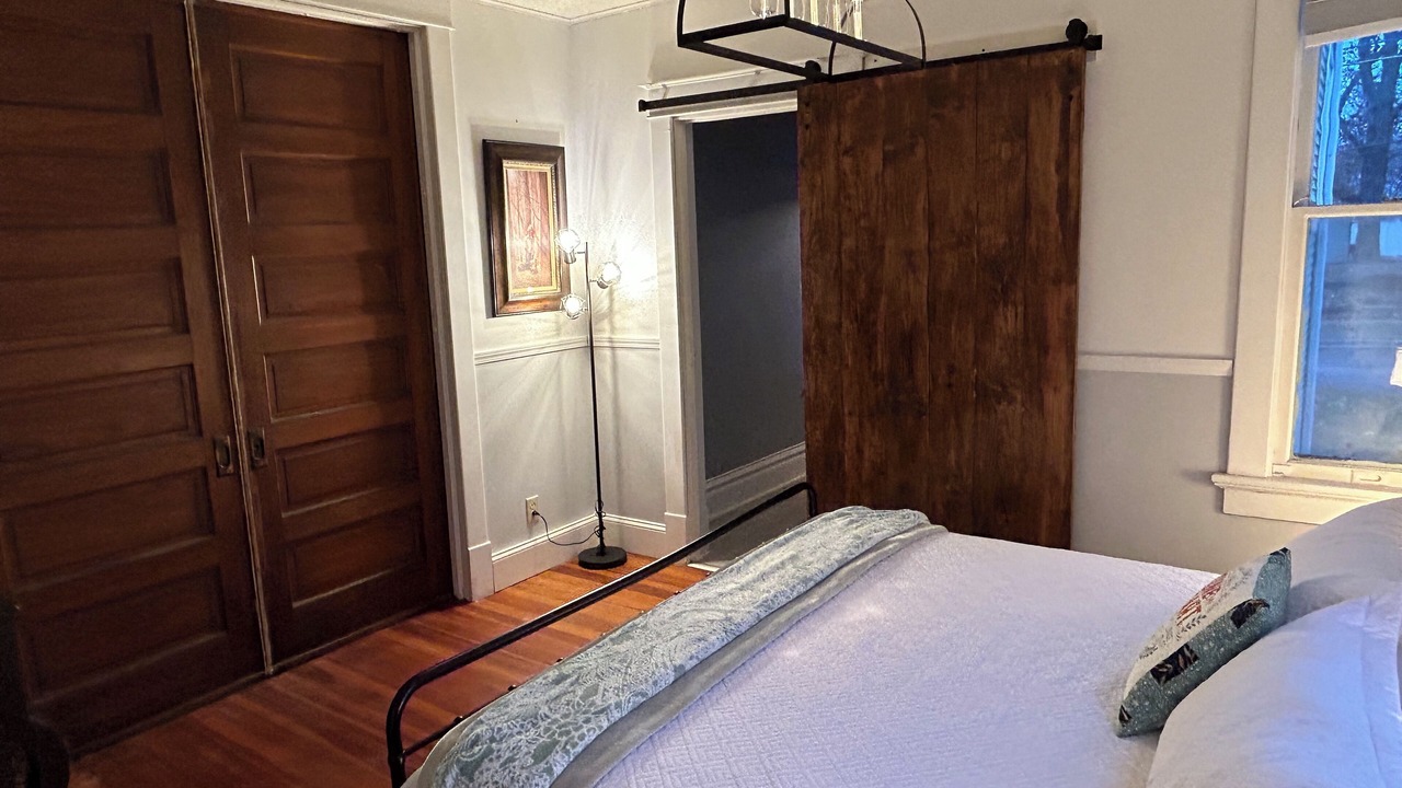 Photo of Bedroom in Hamilton