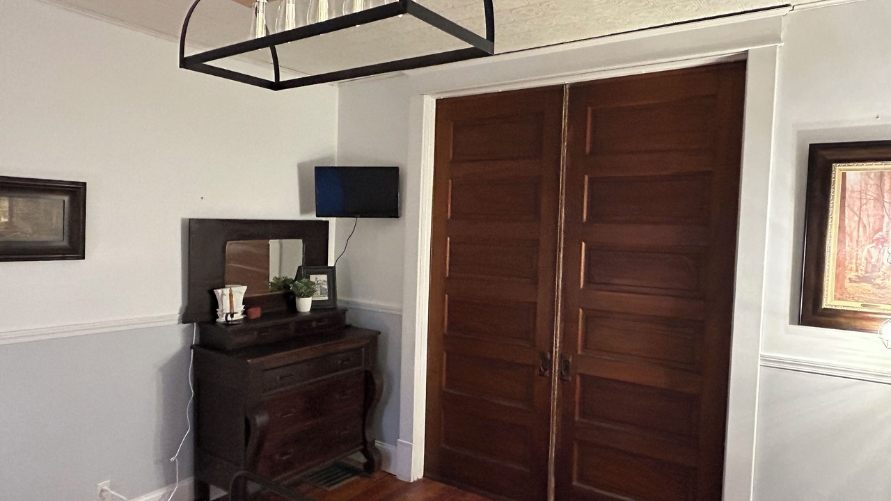 Photo of Bedroom in Hamilton