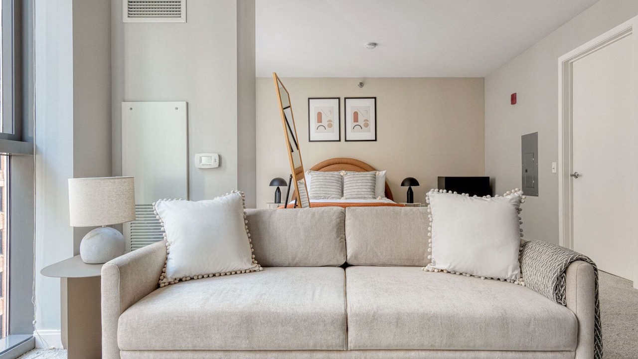 Photo of Livingroom in Downtown Chicago