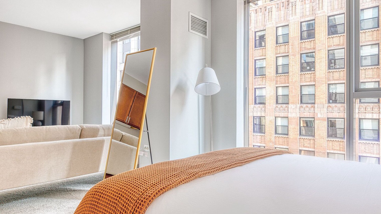 Photo of Bedroom in Downtown Chicago
