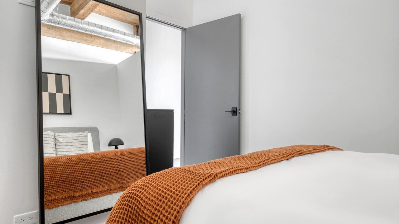 Photo of Bedroom in Sheffield Neighbors
