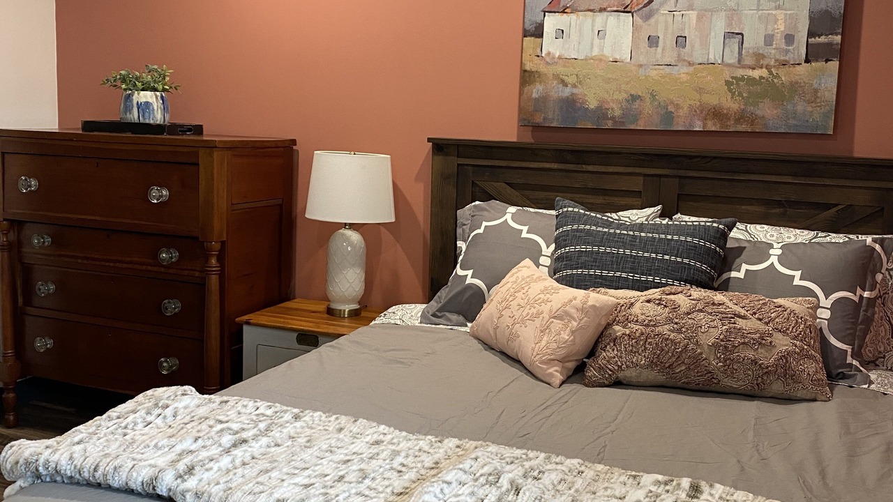Photo of Bedroom in Lewistown