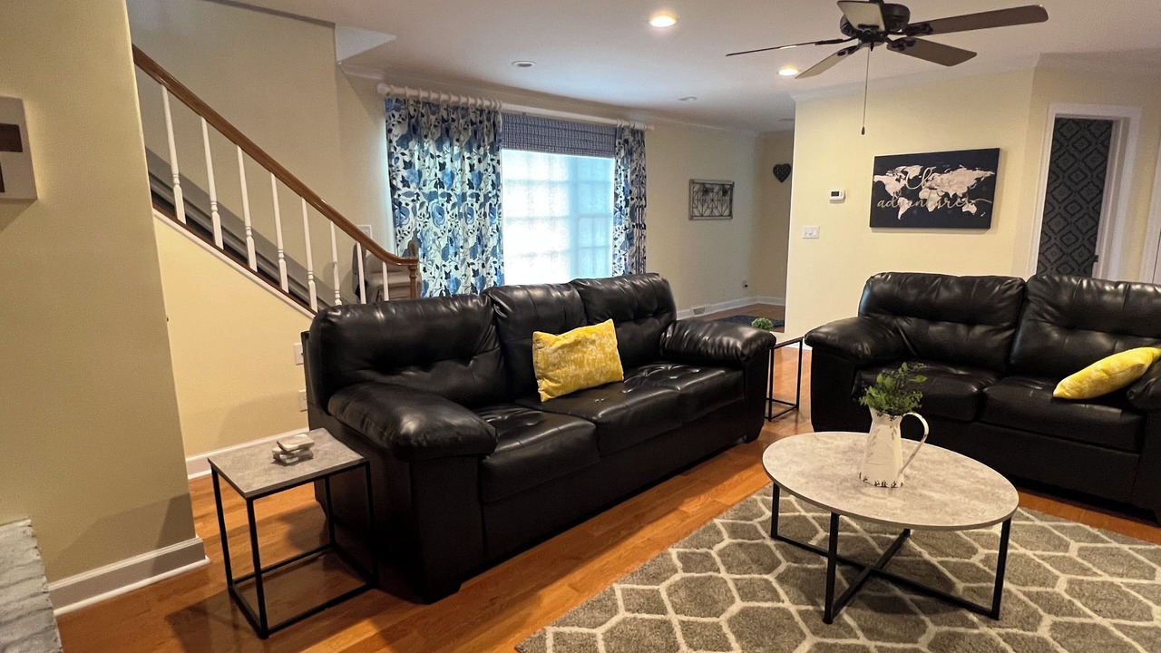 Photo of Livingroom in Moline