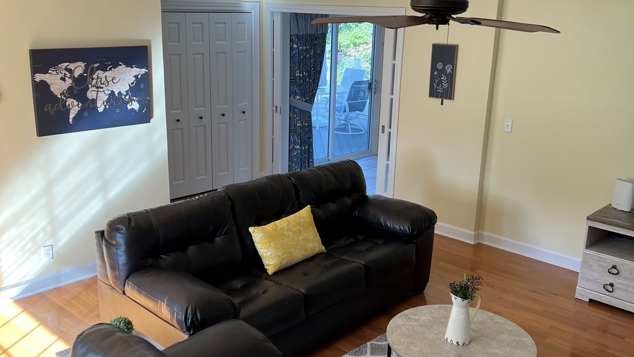 Photo of Livingroom in Moline